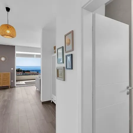 Appartement Penthouse Lena *