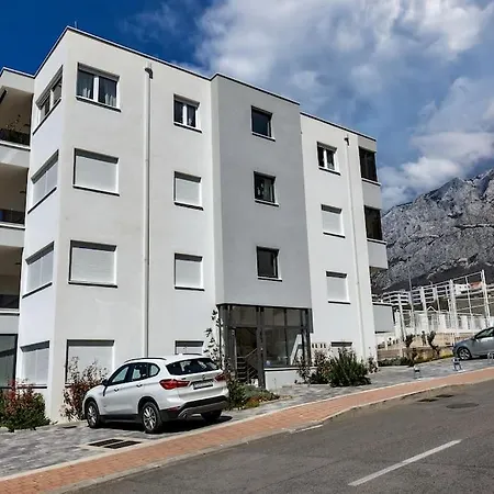 Penthouse Lena Appartement *
