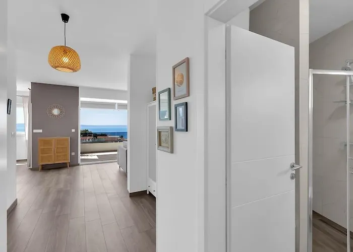 Lägenhet Penthouse Lena *