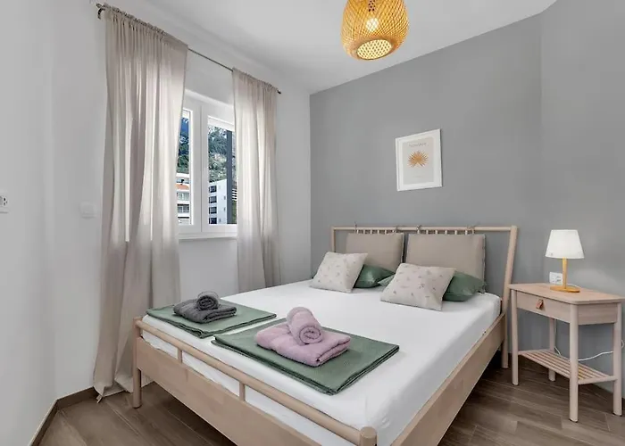 Lägenhet Penthouse Lena *