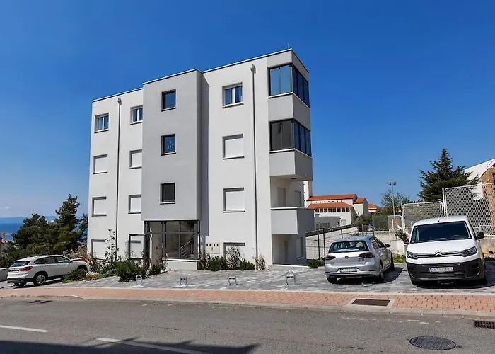 Lägenhet Penthouse Lena