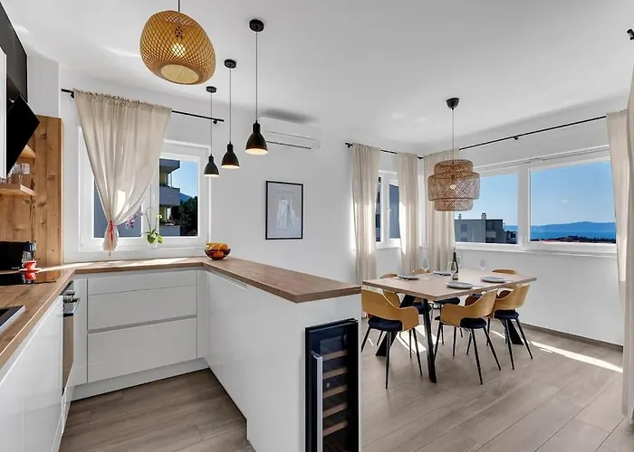 Lägenhet Penthouse Lena *