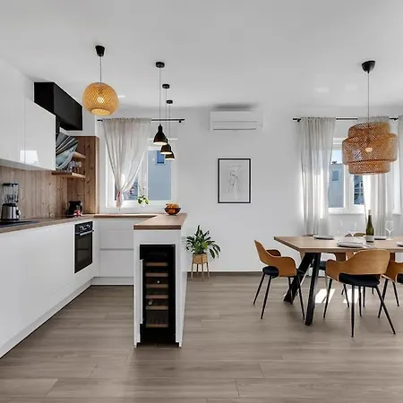 Penthouse Lena Apartament Makarska