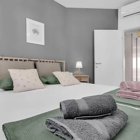 Penthouse Lena Apartament *